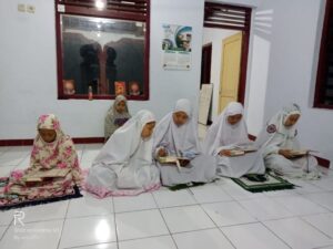 Tasmi’ Hafalan Al-Qur’an